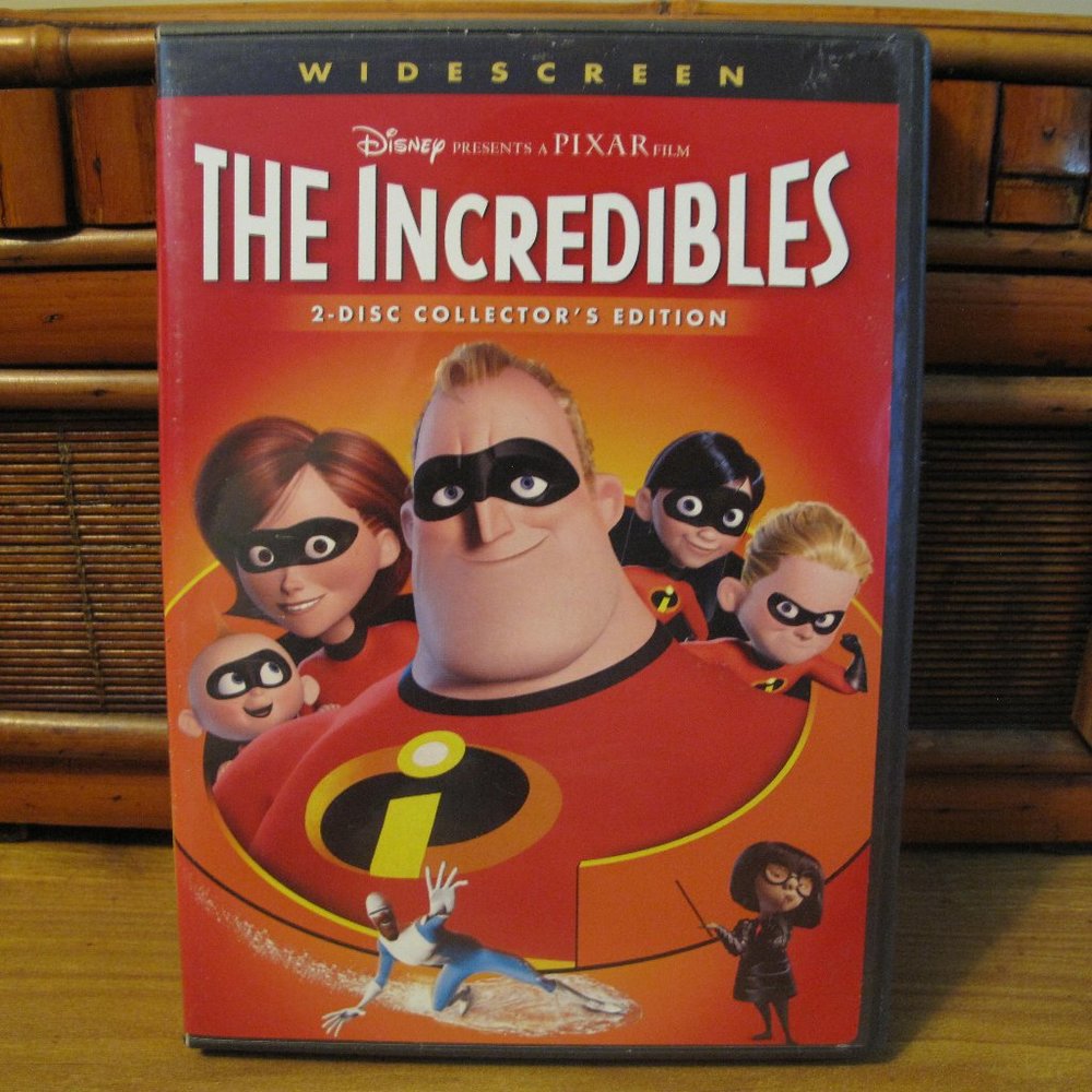 The Incredibles DVD and Case - Widescreen Edition